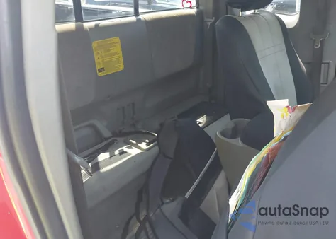 2006 Toyota Tacoma Base V6 z USA, uszkodzony, nr VIN 5TEUU42NX6Z280086